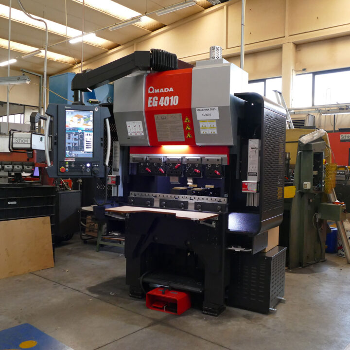 AMADA EML 2515 AJ